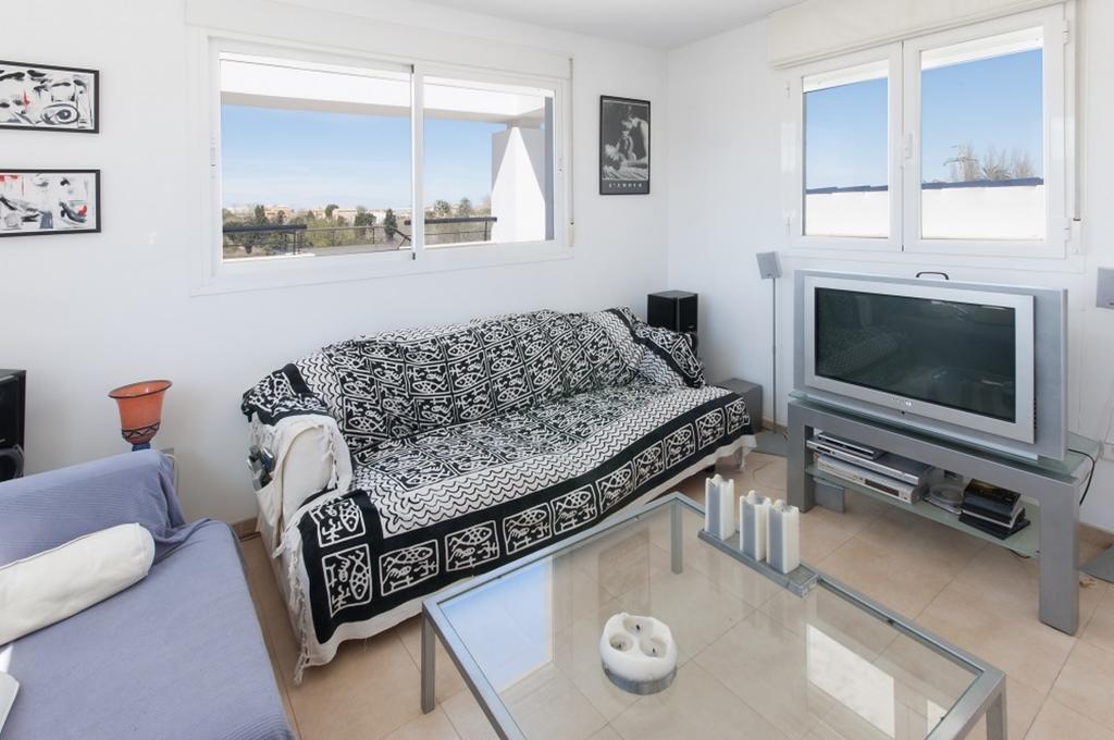 Escala Apartment Oliva Bagian luar foto