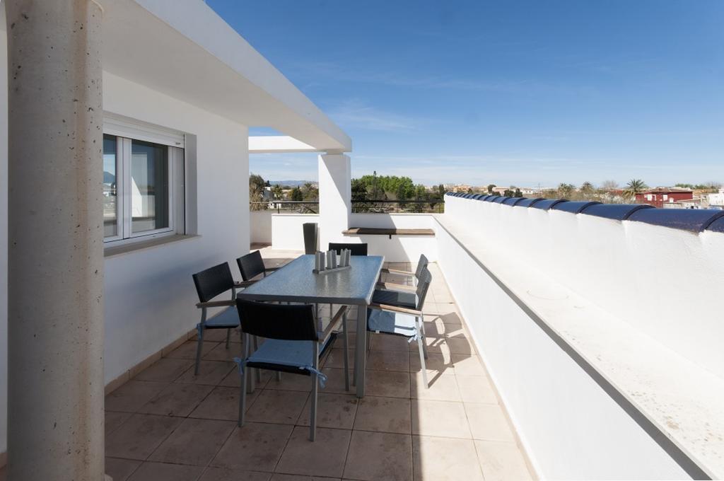 Escala Apartment Oliva Bagian luar foto